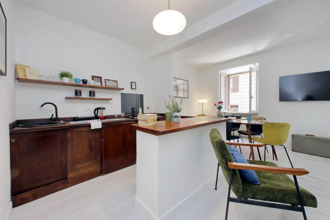 Monti Spacious Apartment 2 Рим Екстер'єр фото