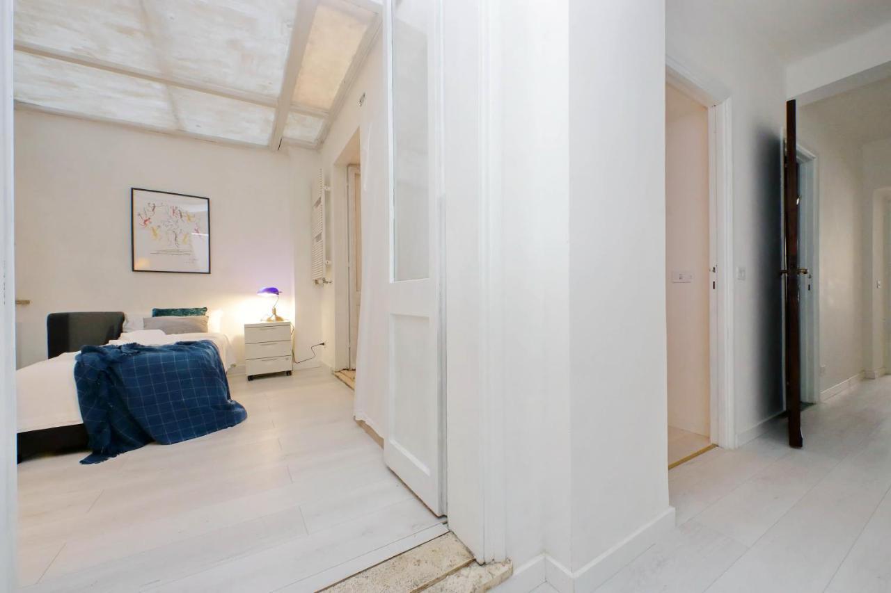 Monti Spacious Apartment 2 Рим Екстер'єр фото